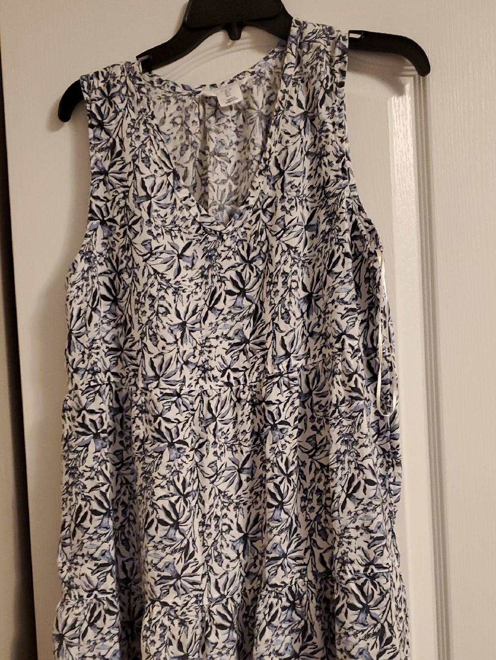 Lucky Brand White Dress with Blue Floral Print - Picture 5 of 5
